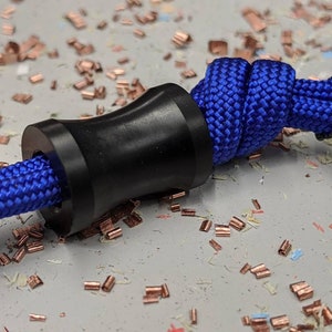 Medium Spool Delrin (Acetal) Lanyard Bead and a Free Paracord Lanyard