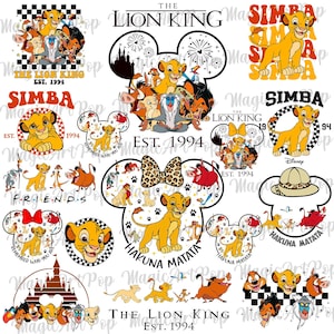Puede incluir: Una colección de gráficos con el tema de El Rey León. Los diseños incluyen a Simba, el texto "Hakuna Matata" y otros personajes. Los gráficos tienen varias formas, incluyendo orejas de Mickey Mouse, y presentan el texto "EST. 1994".