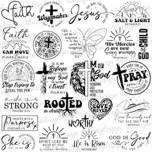 Puede incluir: Una colección de diseños cristianos en blanco y negro con varias citas inspiradoras y símbolos religiosos. Los diseños incluyen textos como "Fe", "Jesús", "Hacedor de caminos" y "Ora sobre ello". También hay imágenes de una cruz, una mariposa y un león.