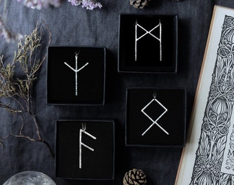 Vördr. Runic Talisman. Bespoke (sterling silver - pick a rune: Algiz, Othala, Ansuz, Fehu, Dagaz, Jera, Thurisaz, Tiwaz, Wunjo, Nauthiz etc)