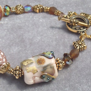 MUSTER A Bead with a Twist - Ein ungewöhnliches Armband mit Fischgrätenmuster
