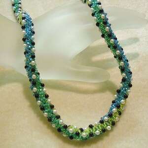 PATTERN Tri-Chevron Chain Bead Weaving Necklace image 3