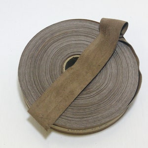 1-1/4&quot; Flat, Pig Suede Stripping, in Taupe 7610 (3 YDS) 1250NP9 trim tape; edge binding; leather tape