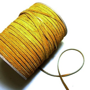 5/32&quot; Flat, Cowhide Suede Lacing in Gold 5/32&quot; (20 yards) 0156ND5