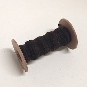3/16&quot; Flat, Pig Suede Leather Lacing in Brown (10 YDS) 0187NP5 DIY; dream catchers; leather crafts; suede lacing; kids art