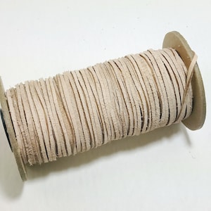 3/32&quot; Flat Genuine Cowhide Leather Lacing in Natural Veg Tan (10 yards) 0093NCG