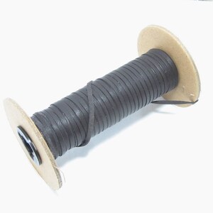 1/8" Płaskie, Sznurowanie ze Skóry Jagnięcej w Czekoladzie (12 YDS) 0125NLA - - biżuteria; łapacze snów; frędzle; DIY; frędzle; brązowa *karta*