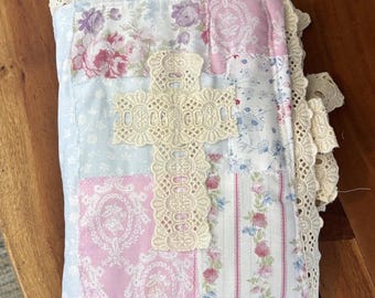 Handgefertigter, gesteppter Bibelumschlag | Christliches Geschenk