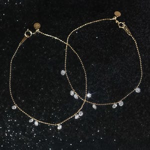 Luna Grace – 7 Diamonds Gold Bead Bracelet