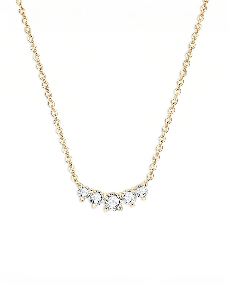 Graduated Moissanite Diamond Necklace for Women-Opreshyne