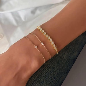 Aqua Flow - Diamond Wave Bracelet