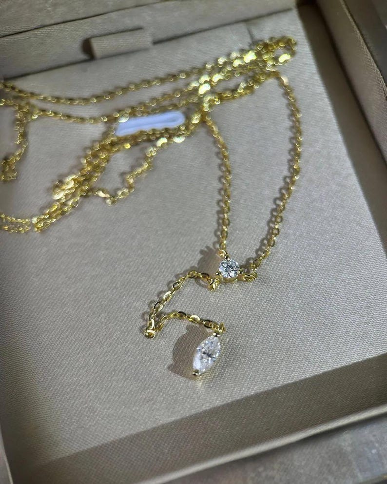 Elegant 14k Gold Necklace with Double Diamond Drop-Opreshyne