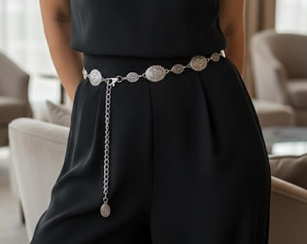 Vintage-Gürtel mit silberner Medaille, Y2K-Kettengürtel, Western-Metallgürtel, Boho-Taillengürtel, Gürtel mit Münzkette, Statement-Taillengürtel, Taillenaccessoire