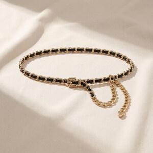 Y2K/90s Rhinestone and Gold Double-stranded Chain Belt 90s Chain Belt Y2K/90s Rhinestone And Gold Double-stranded  main image 4