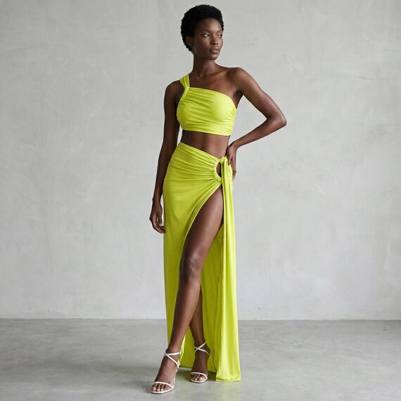 Crop top and skirt boho set, High slit skirt, One shoulder crop top, Tropical vacation outfits, Summer party outfit, Resort wear woman
