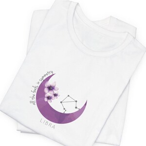 Camiseta con la Luna de Libra, Camiseta con Gráfico de Estrella Astrológica, Camiseta de Magia Lunar, Regalo de Constelación de Carta Astral Cósmica, Ropa Mística de Fase Lunar