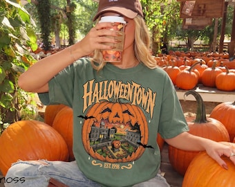 Vintage Halloweentown Shirt, Comfort Colors Halloween Tee, Retro Pumpkin Patch Shirt, Spooky Season Apparel, Fall Aesthetic Shirt