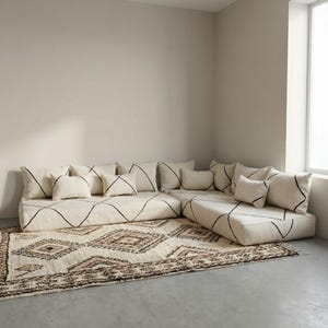 Large Arabic Majlis Sofa, Moroccan Wool Floor Sofa Bed, Handmade Beni ...