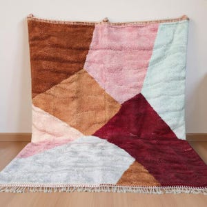 White moroccan rug colorful, pink area rug, sheepskin handmade rug, cute modern beni ourain rug, cool berber custom rug, red pink rug