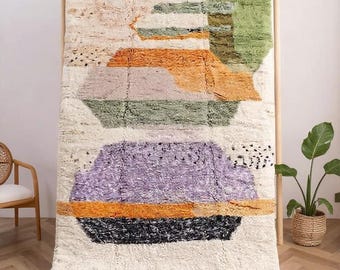 Tappeto marocchino arancione colorato, tappeto viola, tappeto in pelle di pecora fatto a mano, tappeto moderno Beni Ourain, tappeto berbero personalizzato, tappeto bianco e verde