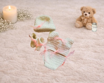 Crochet Preemie Outfit Set | Back-Opening Bodysuit, Hat & Booties