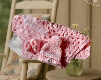 Miscarriage Keepsake Gift – Mini Blanket, Booties & Beanie – Infant Loss Memorial