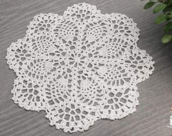 Crochet Pineapple Doily | Vintage Style Lace | 10” Round | #10 Cotton | Custom Color Doily | Handmade Decor