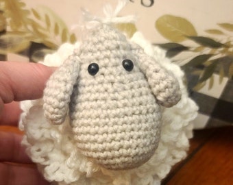 Lamb crochet stuffie