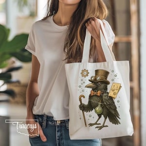 Könnte beinhalten: Weißer Stoffbeutel mit einer Steampunk-Raben-Illustration. Der Rabe trägt einen Zylinder, eine Brille und eine Fliege und hält einen Gehstock und eine Flasche mit einem Trank. Zahnräder und wissenschaftliche Diagramme sind ebenfalls enthalten.