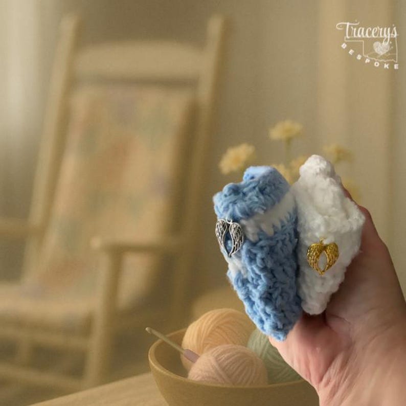 Crochet Infant Loss Keepsake Set | Angel Cuddle Cradle, Micro Blanket bild 7