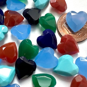 12 Vintage Glas Herz Steine Mix / Assorted Blues Grün Karneol Mix 12 x 11 mm Schmucksteine Handwerk Verschönerungen STN146-B