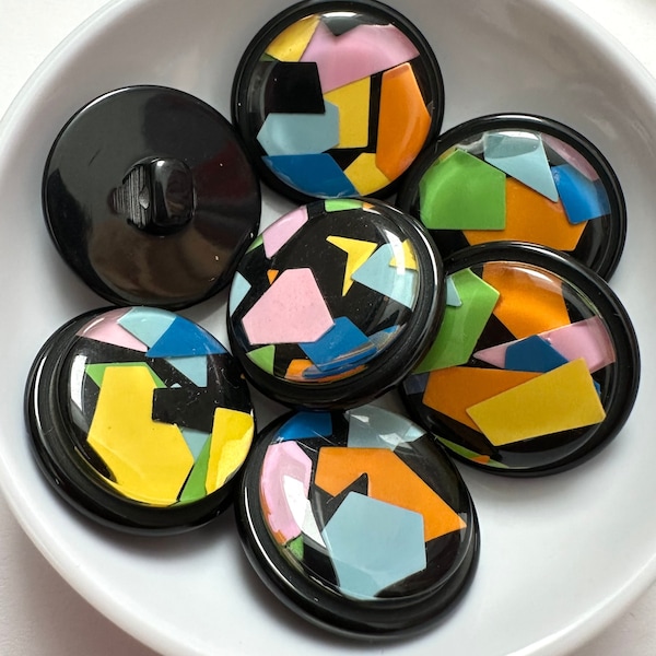 Vintage Confetti Buttons Resin w. Rainbow Multi Geometric Cut Paper 22mm Funky Sewing Supplies Notions Craft Jewelry Embellishment C15-126-B