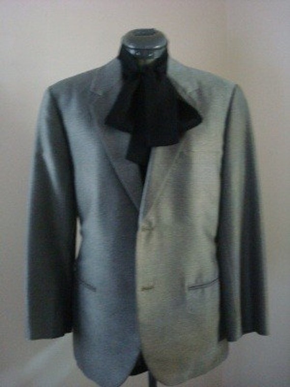 Vintage Tailored Gray Silk Shatung Blazer 70s - image 1