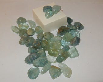 Aquamarine - tumbled - small