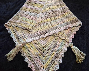 Cosy Chunky Crochet TOASTED MARSHMALLOWS Gypsy Triangle Shawl with Tassels