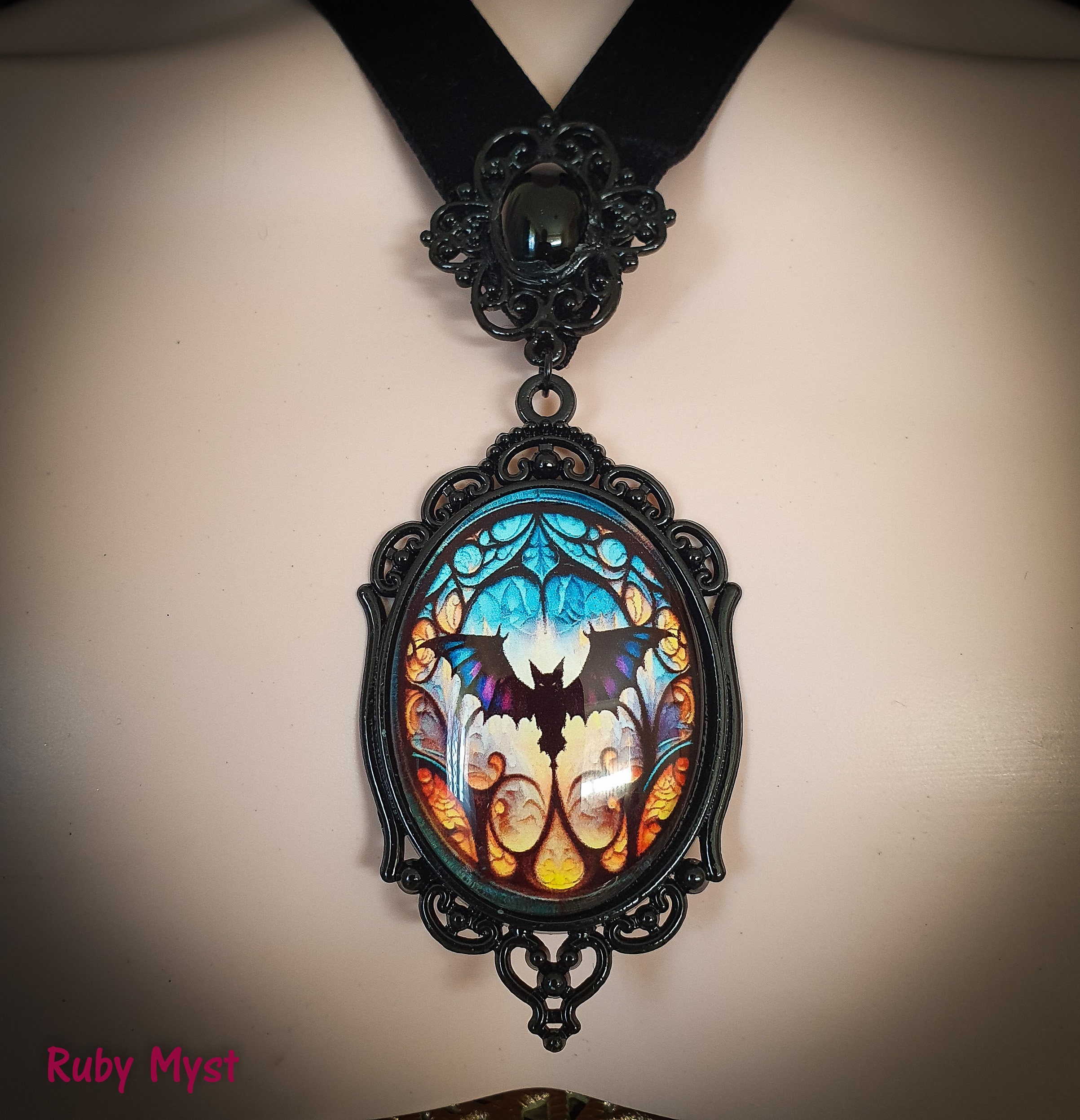 Dark Gothic Black Velvet Vampire Bat Cabochon ADRIELLE Necklace - Etsy