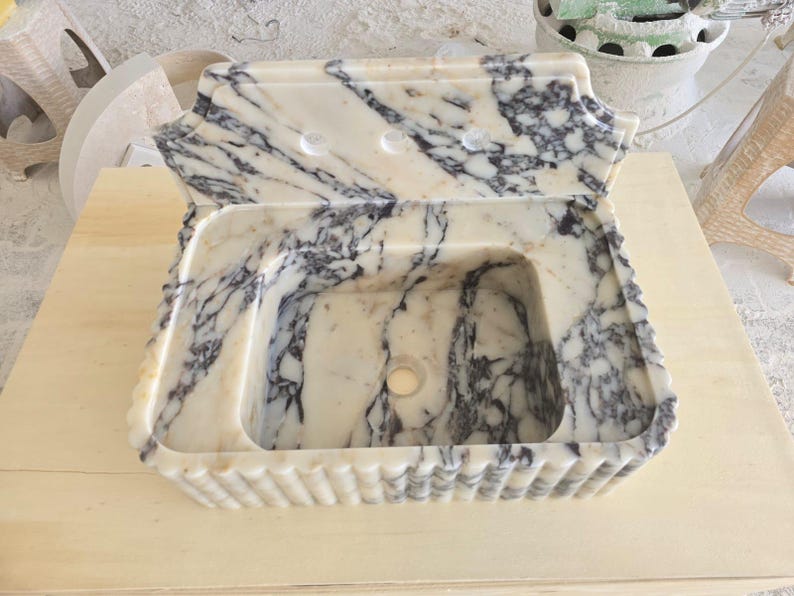 cream marble with black veins