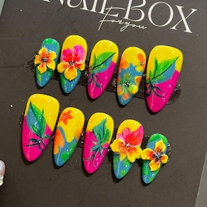 Tropical Floral Press On Nails – 3D Hibiscus & Leaf Art, Yellow Pink Blue Ombre, Handmade Summer Nail Set, Reusable Gift for Her