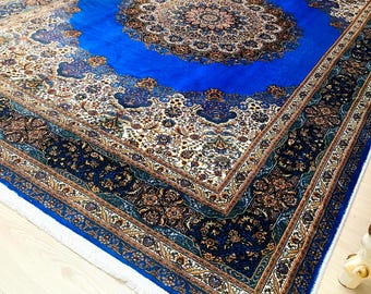 Tappeto turco con medaglione blu reale: tappeto in stile ottomano