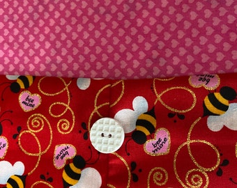 Table Runner - House Warming Gift - Handmade ** Bee Mine with Tiny Hearts ** Gift for Mom - Gift for Wife  *