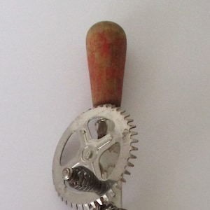 Antique 1923 A & J Hand Egg Beater, Made in USA, Red Handle, Rotary Egg Beater, Antique Hand Mixer, Vintage Egg Beater, Old Kitchen Utensil