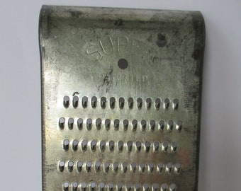 Vintage SUPER PATENTED Metal Grater, Remark Mfg, 1950s, Collectible, Cheese Grater, Farmhouse Kitchen, Farmhouse Decor, Kitchen Gadget