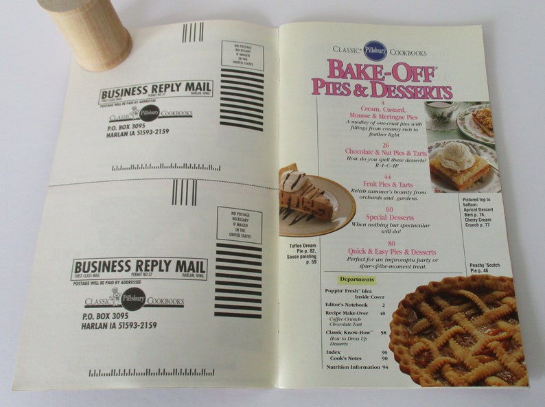 vintage 1993 Pillsbury Bake Off Pies & Desserts Livre de recettes, livret de recettes, livre de recettes à couverture souple, recettes de tartes, recettes de desserts, pâtisserie image 2