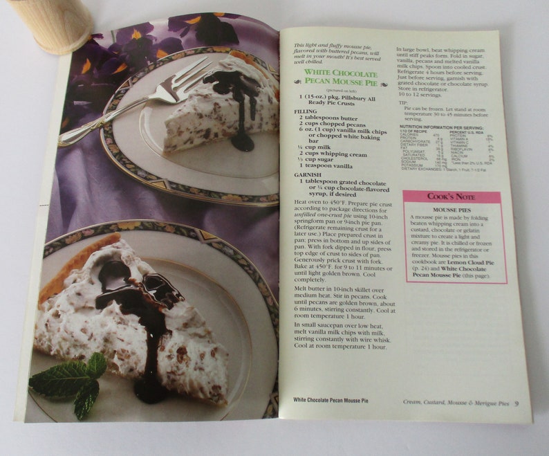 Vintage 1993 Pillsbury Bake Off Pies & Desserts Recipe Cookbook, Recipe Booklet, Soft Cover Cookbook, Pie Recipes, Dessert Recipes, Baking image 3