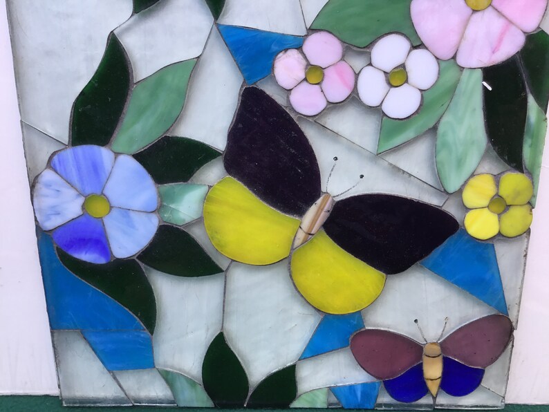 Stained Glass Butterfly /& Flowers