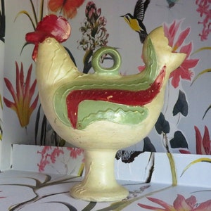 Ceramic French vintage chicken statue / kitchen decor, with handle, has been a carafe / jug.