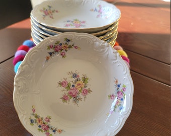 7 Vintage (1970s) Walbrzych Fruit/Dessert (Sauce) Bowl 4081. fruit nappie, dessert, sauce, berry bowl made in Poland.