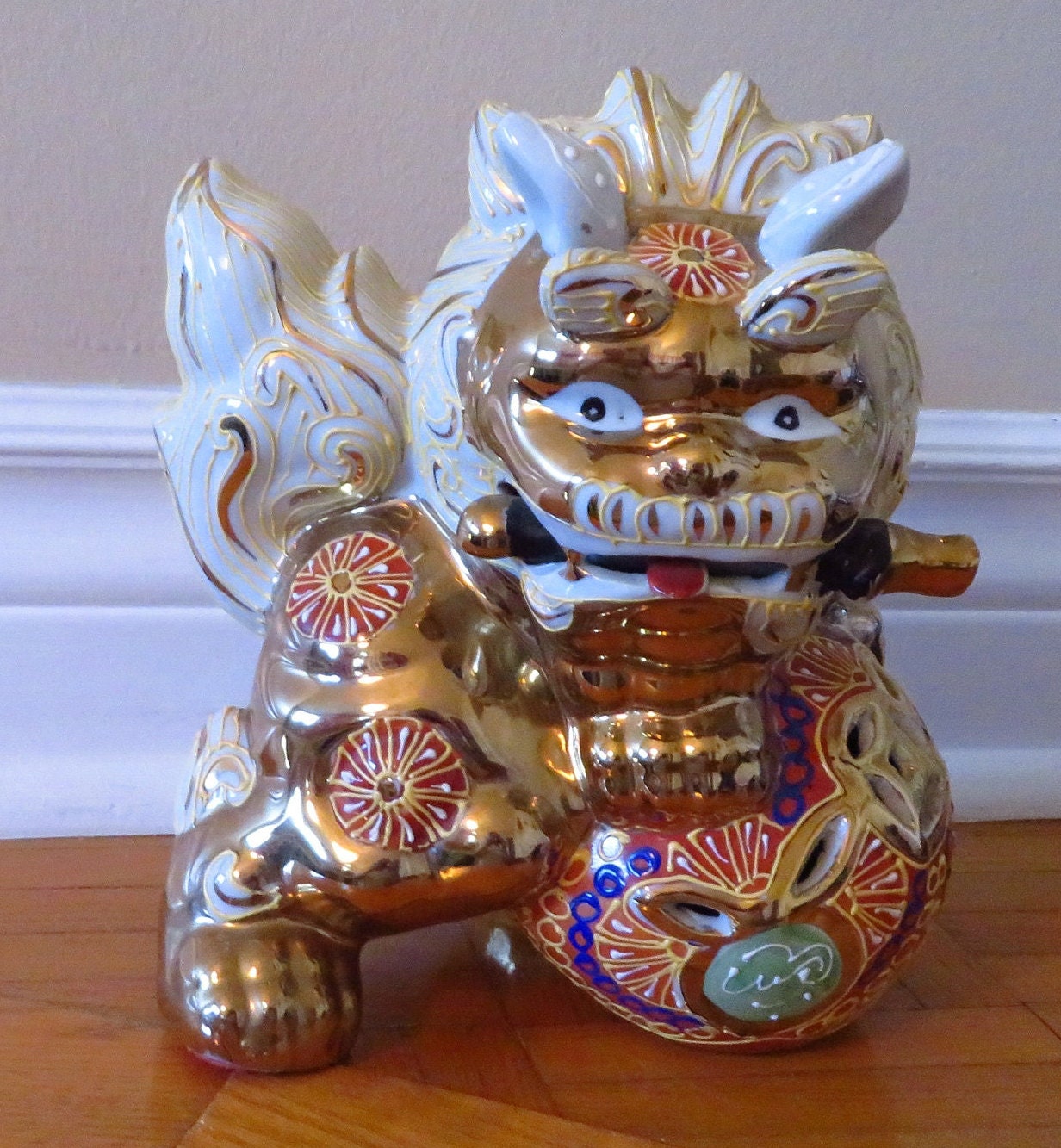 Foo Dog Figurine Sword 20cm Tall Red Gold Gilt Large Vintage