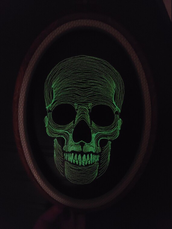 Boho Skull - Glow in the Dark Diamond Painting