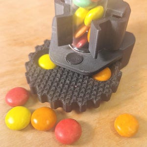 3D Printed Candy Dispenser, Gear Wheel Treat, Single Tube Sweets Machine, Fun Novelty Gift, Unique Office Desk Decor, Conversation Piece
